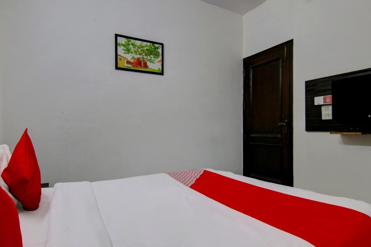 Oyo Delhi Near Nizamuddin Hotel New Delhi